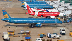 Bỏ quy định hành khách đi máy bay phải khai báo nơi đi, nơi đến