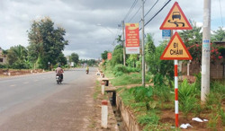 Khắc phục tình trạng ngập úng tại một số vị trí dọc Quốc lộ 27 (đoạn qua huyện Cư Kuin)