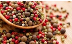 Giá tiêu hôm nay 12/11: Giảm nhẹ 500 - 1.000 đ/kg