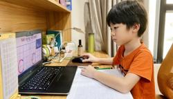 Từng bước mở cửa lại trường học trong năm 2021