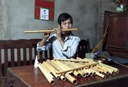 Người mê tiếng gió đại ngàn