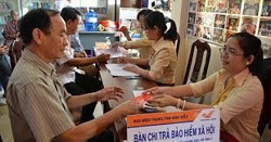 Nghỉ hưu trước tuổi được hỗ trợ thêm lương