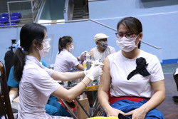 “Vũ khí” vắc xin - niềm hy vọng đẩy lùi đại dịch COVID-19 (Kỳ 1)