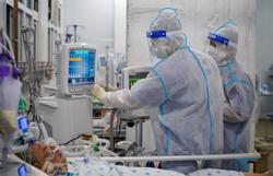 Bệnh nhân Covid-19 nặng: Điều trị bằng thuốc kháng thể kép để giảm tử vong