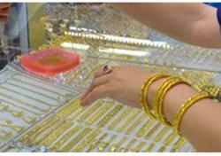 Giá vàng hôm nay 6-11: Tăng dữ dội dù USD mạnh lên