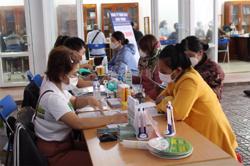 Nỗ lực nối lại chuỗi lao động bị “đứt gãy”