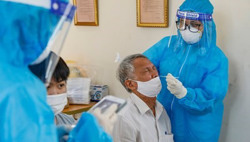 Không chủ quan dù đã tiêm đủ 2 liều vaccine ngừa Covid-19