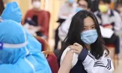 Gần 80% dân số từ 18 tuổi đã tiêm đủ liều vắc-xin Covid-19, địa phương nào tiêm nhanh nhất?