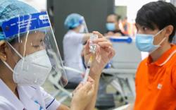 Hơn 60% dân số tiêm đủ liều vắc-xin, Bộ Y tế cảnh báo thêm về biến thể Omicron