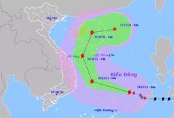 Bão số 9 giật cấp 17 liên tục đổi hướng di chuyển trên Biển Đông