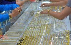 Giá vàng hôm nay 2-12: Bật tăng khi chứng khoán Mỹ kém hấp dẫn