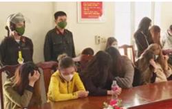 Chủ quán Karaoke nhận 32 khách hát là... người quen khi bị kiểm tra