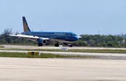 Khẩn trương khôi phục các chuyến bay thương mại quốc tế