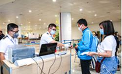 NÓNG: Người nhập cảnh dưới 14 ngày không phải cách ly