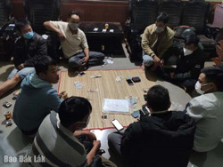 Công an huyện Ea H’leo bắt giữ 28 đối tượng đánh bạc