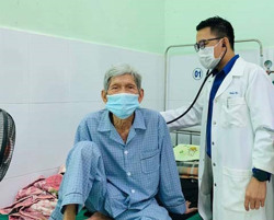 Nỗi lo gia tăng bệnh nhân lao vì ảnh hưởng dịch Covid