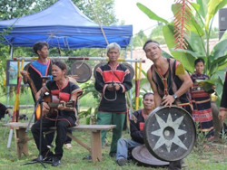 ‘Hương rừng sắc núi’