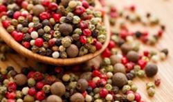 Giá tiêu hôm nay 6/12: Thị trường hồ tiêu đi ngang