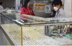 Giá vàng hôm nay 9-12: Giới đầu cơ tranh thủ “đánh xuống”