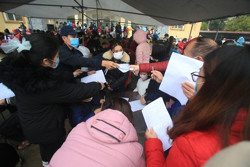 Chiều mùng 3 Tết, thêm 33 ca mắc Covid-19 tại Hải Dương và Hà Nội