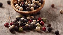 Giá tiêu hôm nay 18/2: Thế giới tăng mạnh