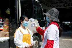 Nhiều biện pháp mạnh ngăn chặn dịch Covid-19 xâm nhập