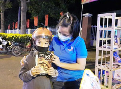 Độc đáo lì xì… sách