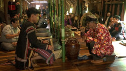 Một buổi lễ đặc biệt của người Êđê