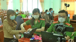 Công an huyện Ea Kar mở đợt cao điểm cấp căn cước công dân lưu động