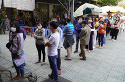 Covid-19 ập đến: Vận tải, du lịch không kịp trở tay