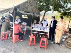 Bí thư Tỉnh ủy Bùi Văn Cường kiểm tra chốt kiểm soát dịch Covid-19 tại Cầu 110