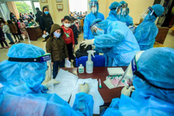 Gia Lai xét nghiệm Covid-19 chậm, Viện Pasteur tăng cường máy "khủng"