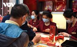 Sau dịch Covid-19, nên mua đất hay mua vàng?