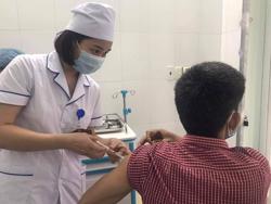 Gần 16.000 người đã tiêm vắc-xin phòng Covid-19