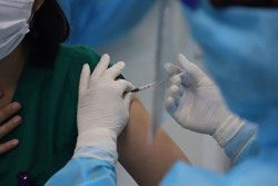 Kích hoạt "hộ chiếu vắc-xin" Covid-19