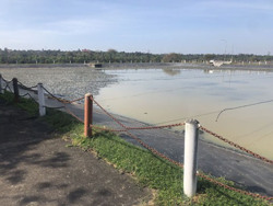 Cần bảo đảm an toàn ở các hồ xử lý nước thải