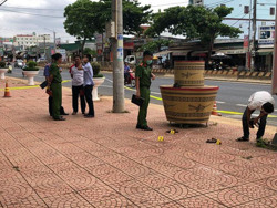 Vụ 1 người chết, 1 người bị thương trước cổng UBND huyện: Từ rượu mà ra