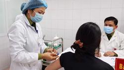 Tiếp tục tiêm thử nghiệm vaccine Nano Covax