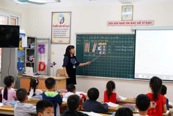 Bỏ văn bằng, chứng chỉ không cần thiết: Giảm tiêu cực cho xã hội