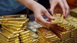 Giá vàng trong nước bỏ xa giá vàng thế giới, vì sao?