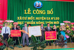 Huyện Ea H'leo: Công bố xã Cư Mốt đạt chuẩn nông thôn mới