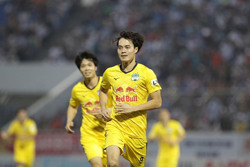 V-League 2021: Tiếp tục những trận đấu căng thẳng