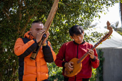 Nỗi trăn trở của đội chiêng Lào