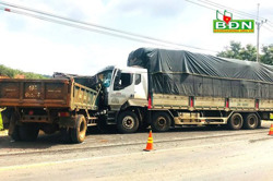 Gia Nghĩa, va chạm giao thông liên hoàn trên đường Hồ Chí Minh