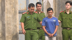 Không mâu thuẫn trong bàn nhậu, vẫn vô cớ đánh người tử vong