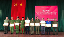 Huyện Krông Búk triệt xóa 22 tụ điểm đánh bạc