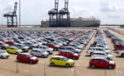Nhập khẩu ôtô tăng gần 70%