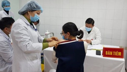 Sắp kết thúc tiêm thử nghiệm Nano Covax giai đoạn 2