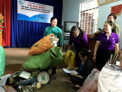 Sôi nổi phong trào thi đua của phụ nữ thị trấn Quảng Phú