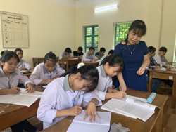 Chú trọng tập huấn sách giáo khoa mới